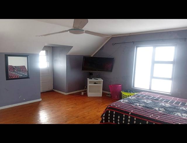4 BEDROOM FREESTANDING FOR SALE IN MITCHELLS PLAIN CENTRAL